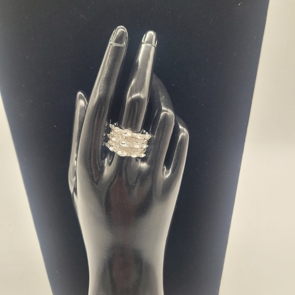 Paparazzi Jewelry Collection Ring and Earrings (Sparkle)​​​ - Picture 4 of 4